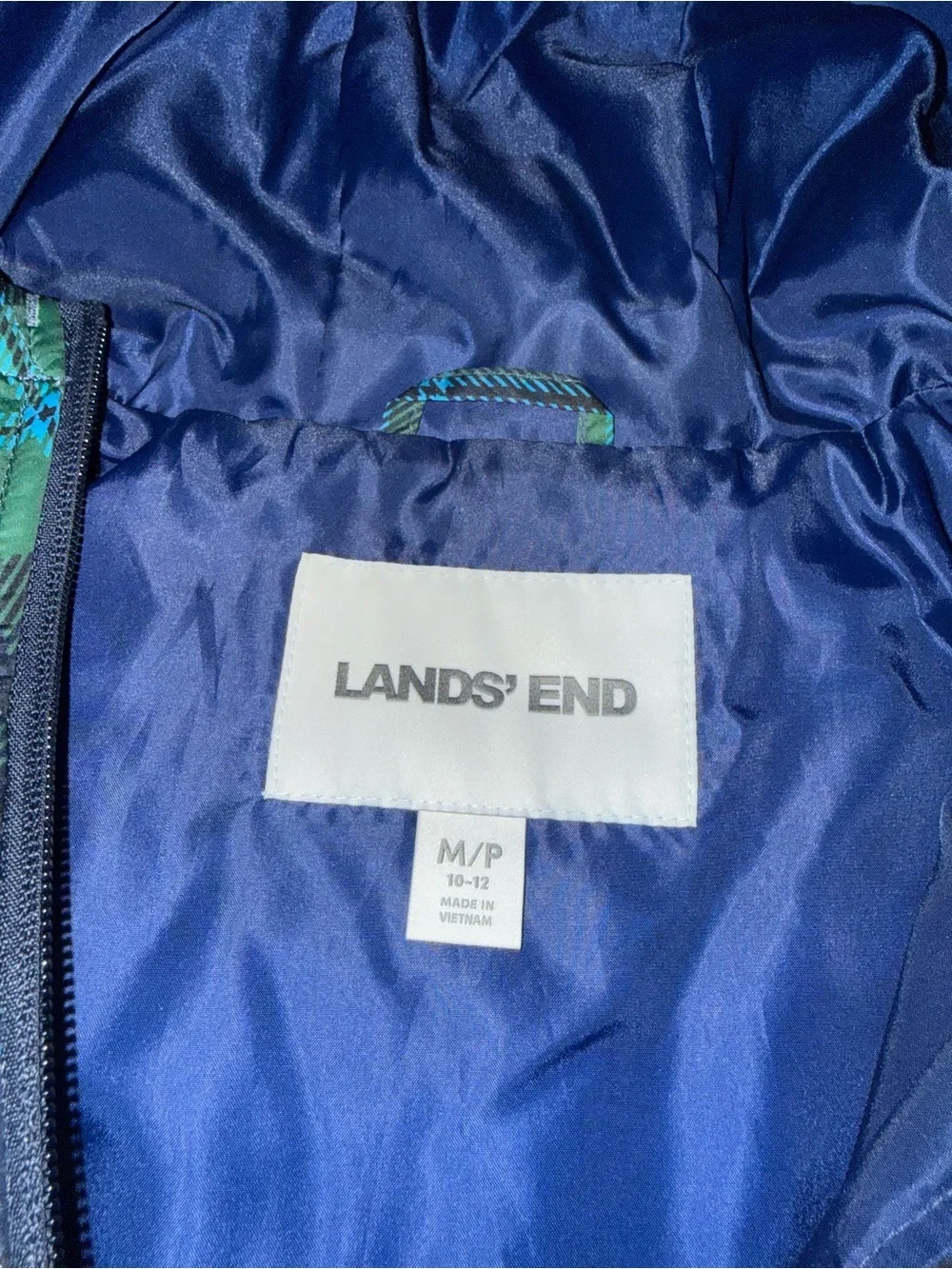 Lands' End Women’s ' Green and Navy Plaid Quilted Hooded  Jacket. Med. Petite